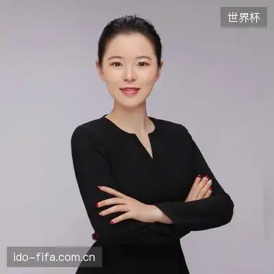 伏月彤